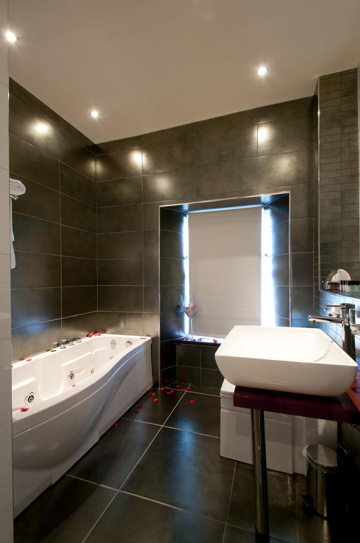 וורנפוינט The Whistledown Hotel חדר תמונה